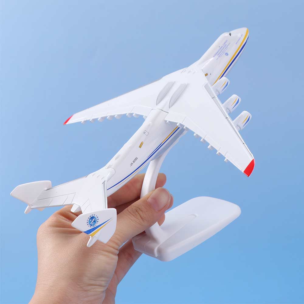 Modelo de Avión Estático a Esc - Model Airplane Plastic reseña y precio